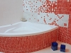 banheiro-decorado-com-pastilhas-vermelhas-e-pretas-7