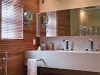 banheiro-com-madeira-1
