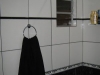 banheiro-com-piso-preto-13