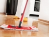 como-limpar-piso-de-taco-de-madeira-14