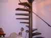 escada-caracol-em-madeira-12