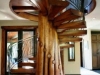 escada-caracol-em-madeira-14
