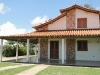 fachada-de-casa-pequena-com-varanda-4