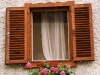 janela-antiga-de-madeira-1