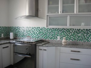 Pastilhas de Adesivo para Cozinha